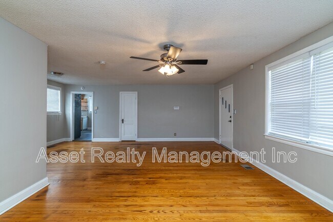 Building Photo - 1006 Freemason St