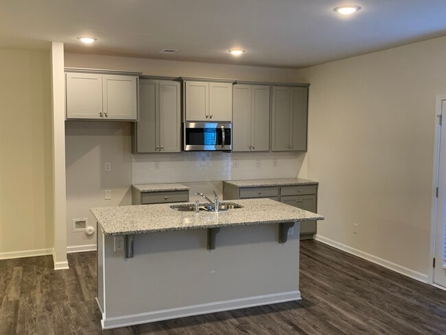 Building Photo - Ellenwood Park