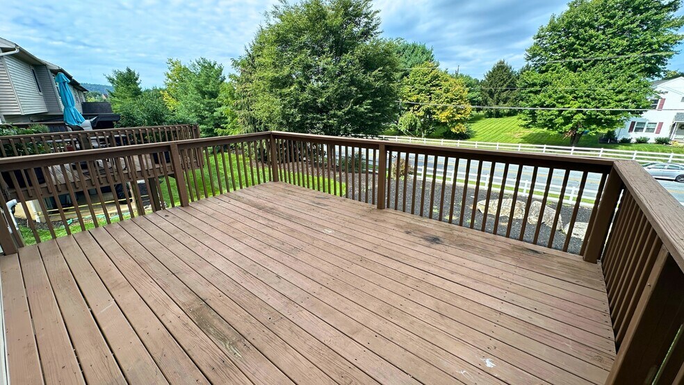 Building Photo - 344 Alexandria Ct