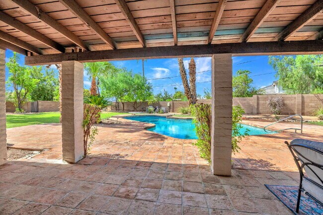 Building Photo - Rare Arcadia Proper Five  Bedroom Home now...