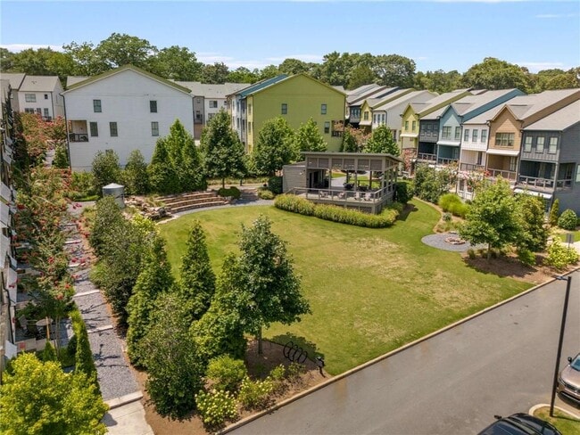 Building Photo - 752 Winton Way