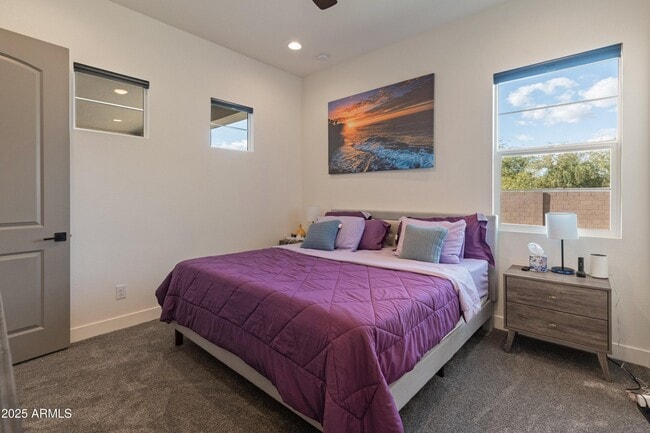 Building Photo - 4236 E Whisper Rock Trl