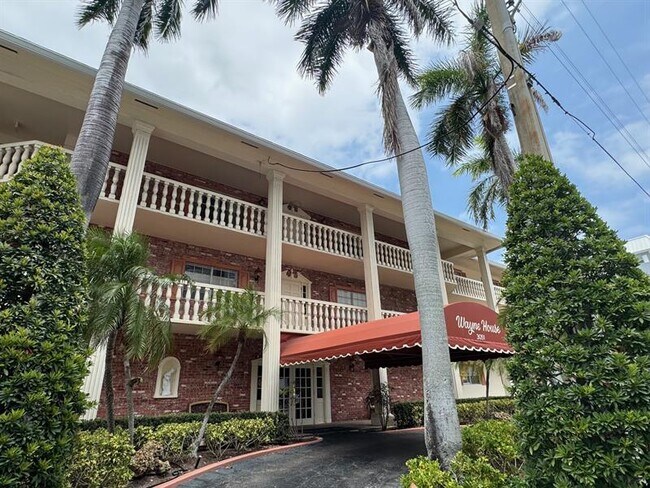Building Photo - 3051 NE 47th Ct