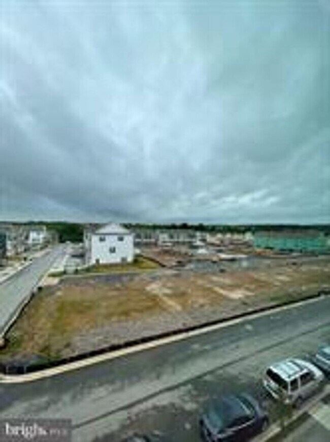 Building Photo - SPACIOUS LUXURY CONDO IN WESTVIEW SOUTH FREDERICK