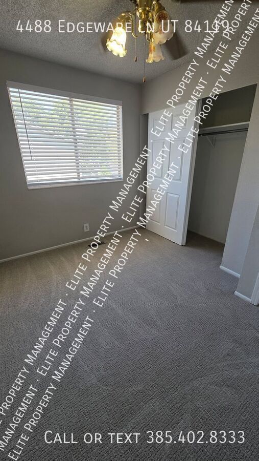 Building Photo - 4488 Edgeware Ln