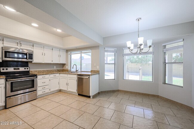 Building Photo - 6207 W Riviera Dr