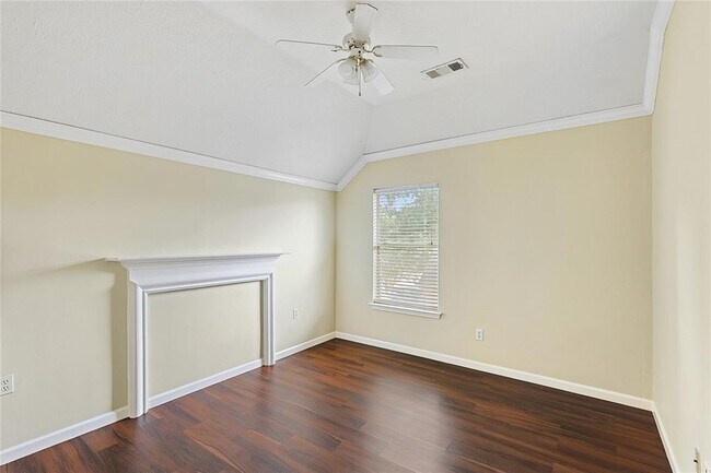 Building Photo - 5502 Atascocita Timbers N