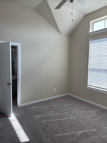 Building Photo - 1555 Rustling Creek Dr
