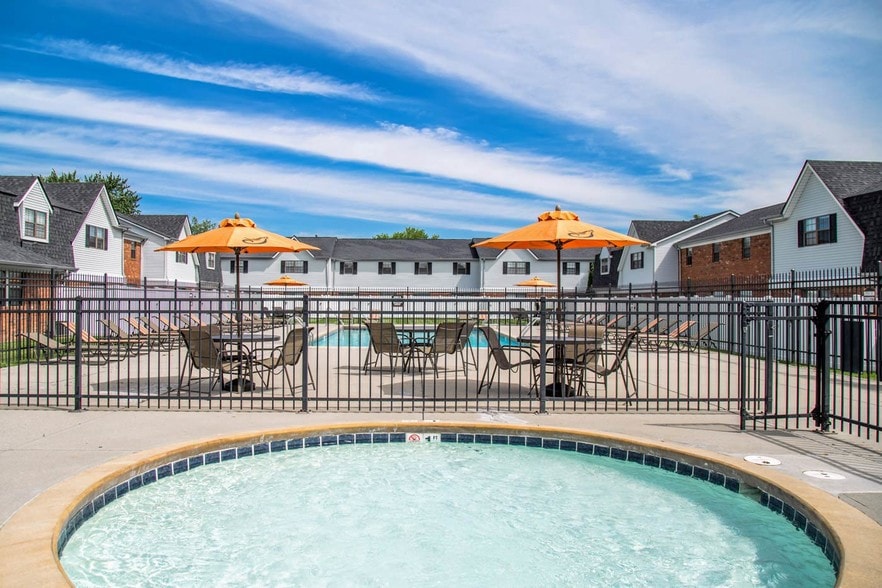 Quail Run Apartments Zionsville, IN Apartment Finder