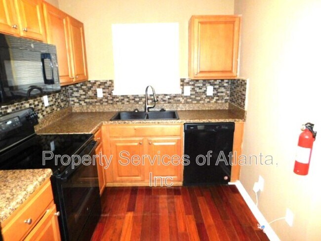 Building Photo - 1795 Devon Dr