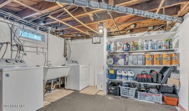 Building Photo - 402 Ryders Ln