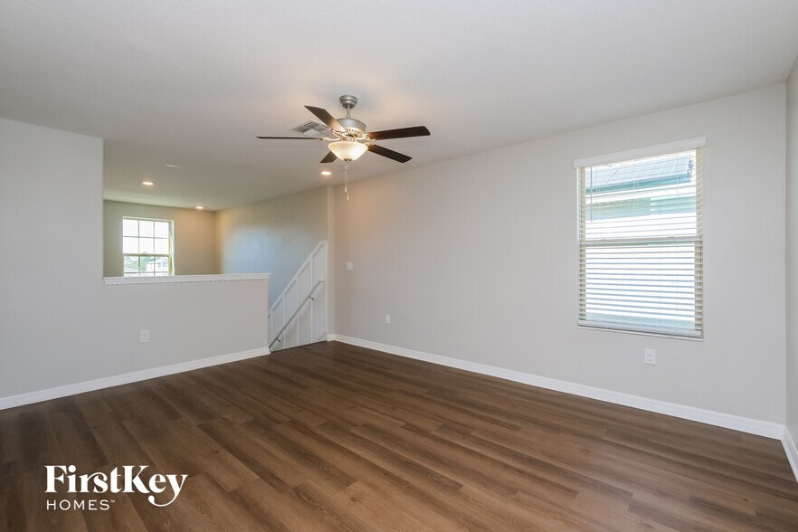 Building Photo - 14482 English Lavender Dr