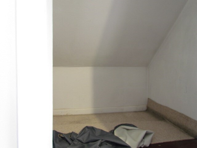 Building Photo - 10 Nursery St
