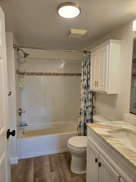 Building Photo - 75 Halili Ln