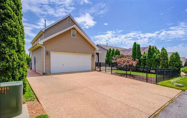 Building Photo - Spacious 4-Bedroom Home in the Heart of Winghaven