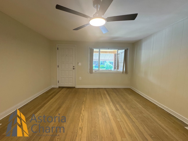 Building Photo - Cozy 2-Bedroom Home with Modern Updates & ...