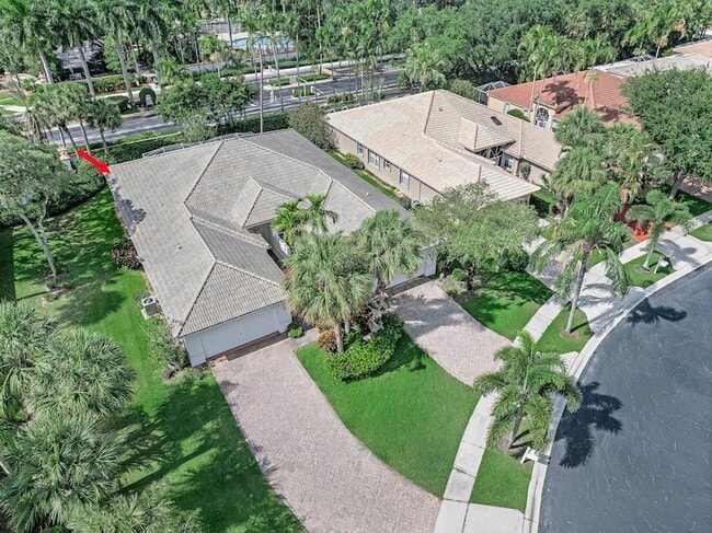 Building Photo - 9543 Crescent View Dr N
