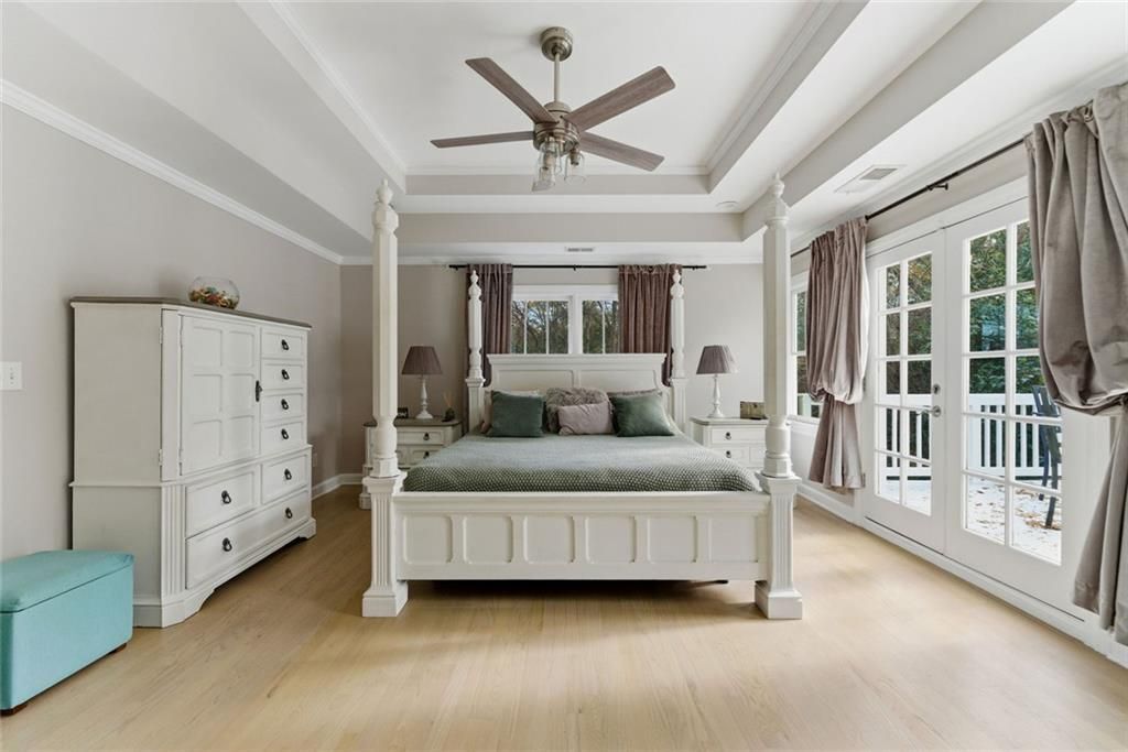 Building Photo - 302 Hascall Rd NW