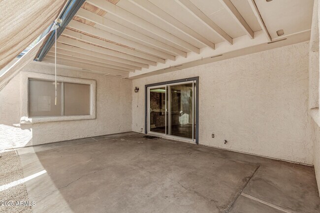 Building Photo - 5424 W Laurie Ln