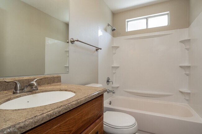 Building Photo - 20117 Dawn Mist Dr