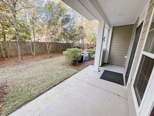 Building Photo - 1028 Bowman Woods Dr