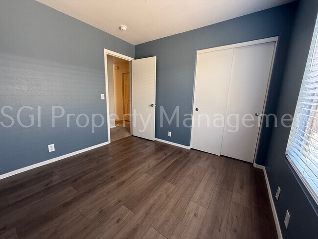 Building Photo - 9252 W Ironwood Dr