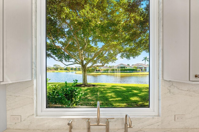 Building Photo - 5890 NW 39th Ave