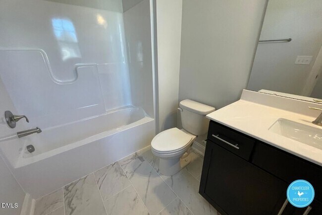 Building Photo - 105 Chesapeake Way