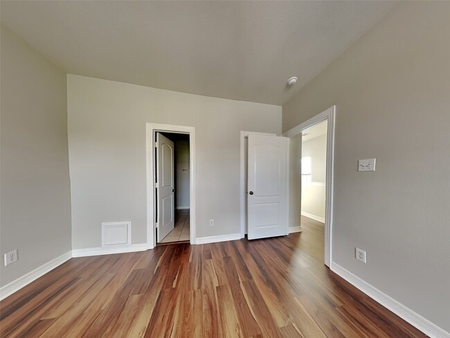 Building Photo - 4202 Alvin St