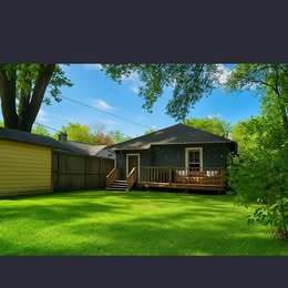 Building Photo - 1835 Young Ave