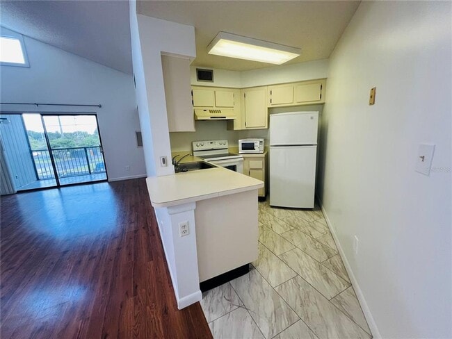 Building Photo - 4045 Atrium Dr