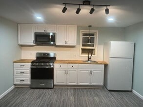 Building Photo - 3512 Pocono Park Dr