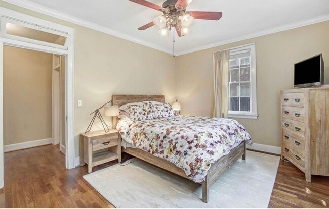 Building Photo - Wales Garden