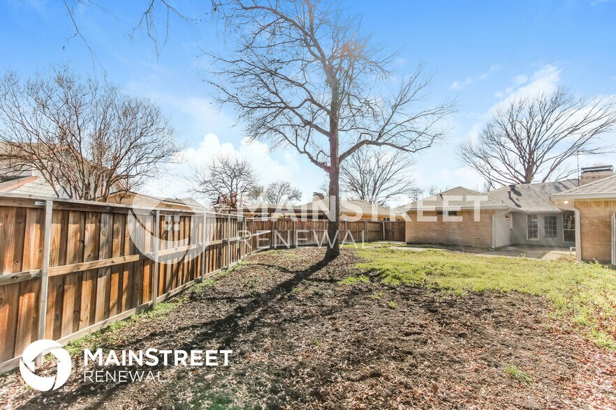 Building Photo - 621 Granada Dr
