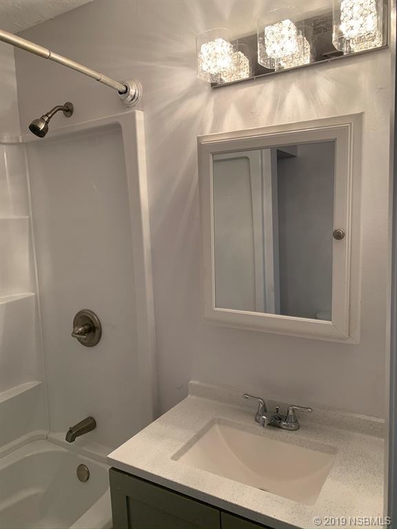 Building Photo - 3404 Juniper Dr