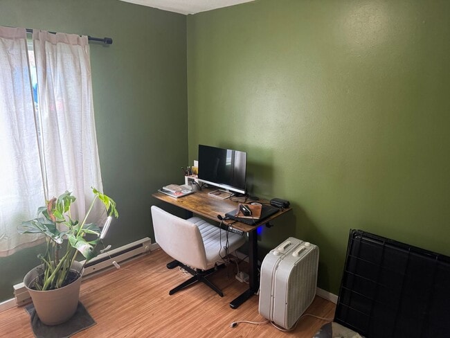 Building Photo - Great Single Level Home in Oakridge!