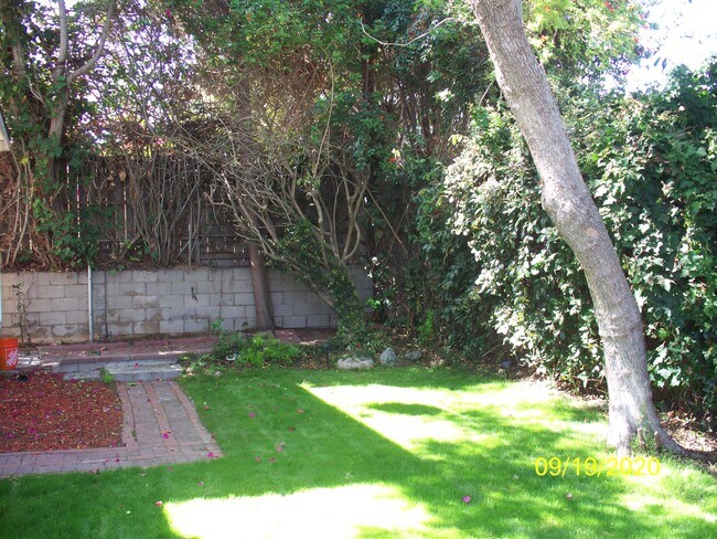 Building Photo - 7339 W 91st St