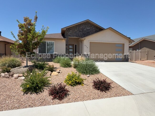 Building Photo - 679 Eadin Ln