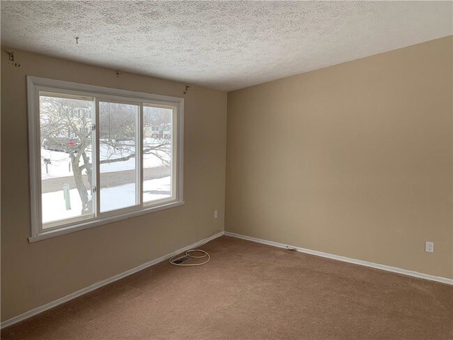 Building Photo - 3 Barringer Dr