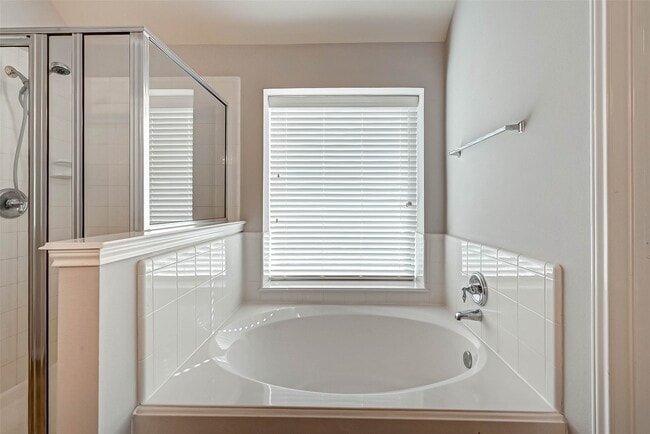 Building Photo - 17615 Dylans Point Ct