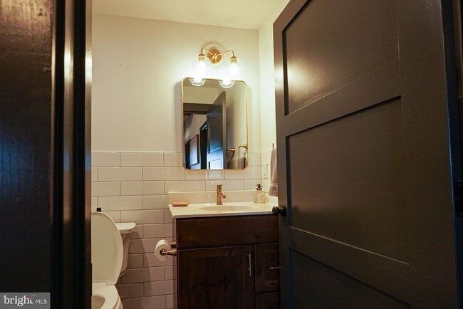 Building Photo - 437 W Grant St