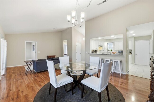 Building Photo - 4 Wendron Cir