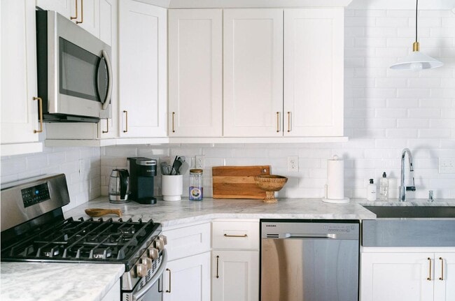 Building Photo - 29 Kennedy St