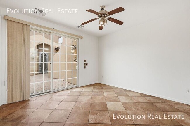 Building Photo - 3287 S Cottonwood Dr