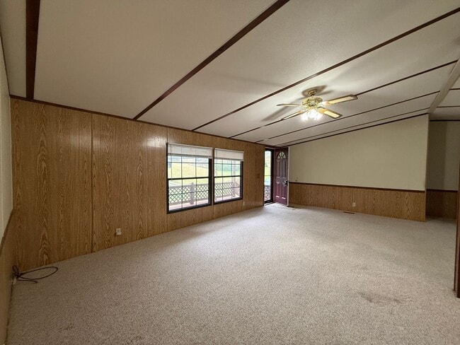 Building Photo - 3 Bedroom 2 Bathroom Home in Greene County, TN