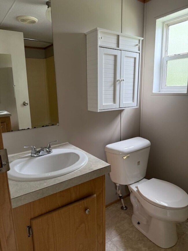 Building Photo - Greenback 37742 - 3 bed 2 bath mobile home...