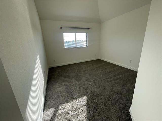 Building Photo - 1105 Maverick Dr