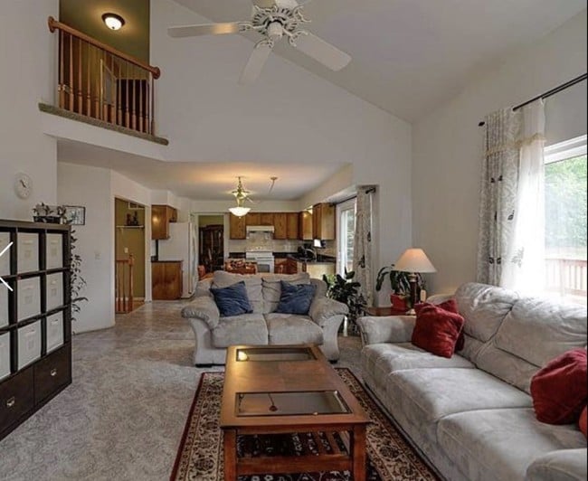 Building Photo - 2280 Moss Rose Ct