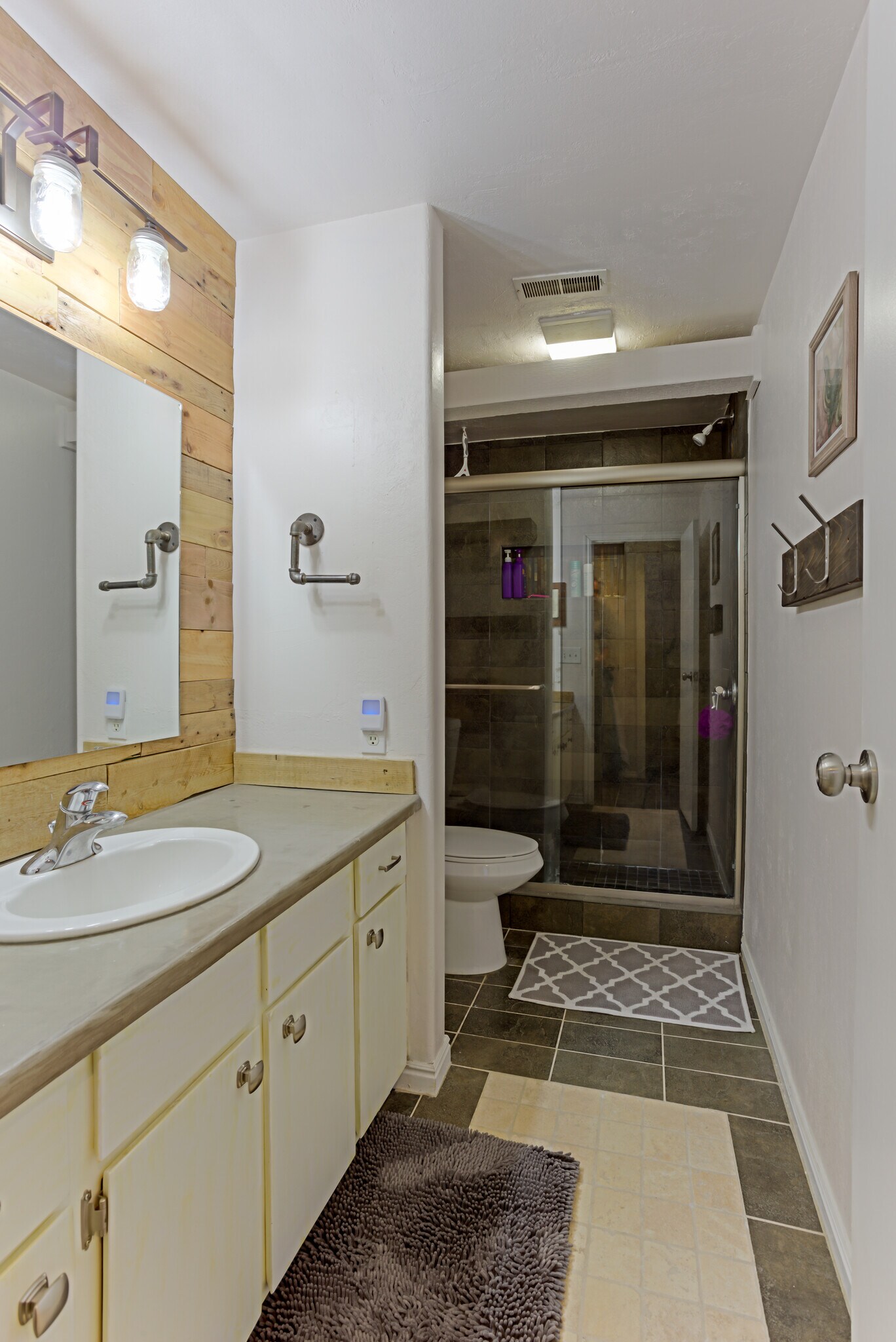 Building Photo - 2256 Sidewinder Dr