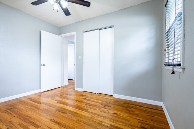 Building Photo - Charming 2BD/1BA House!!!!